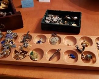 Asst. of Jewelry