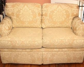 Beautiful Damask Love Seat - Heavy quality fabric. Butter yellow color, excellent condition. Smoke and pet free environment. Ordered from Hildreth's 