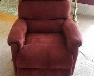 VERY CLEAN NICE ROCKER RECLINER