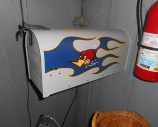 custom mail Box Thrush automotive Image