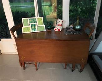 MATCHING DROP LEAF TABLE