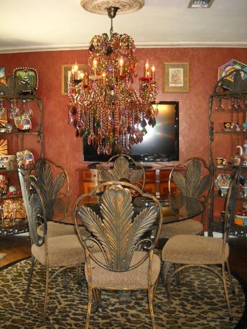 ASHLEY DINNING TABLE & IRON LEAF BACK CHAIRS WITH LARGE MULTI COLOR CHANDELIER