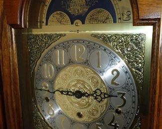 Howard Miller
Grandfather Clock
Excellent Condition