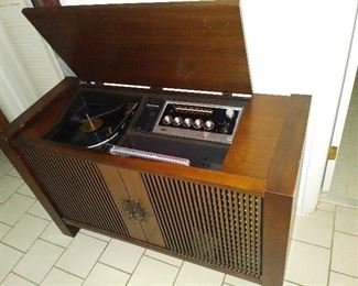 Vintage Stereo...not tested