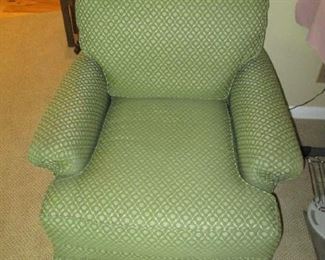 2 of 2 green side chairs excellent condition