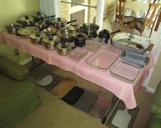 Pots, pans and kitchen items