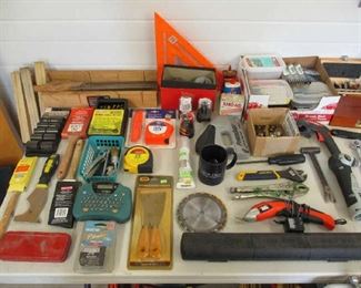 Garage and workshop items