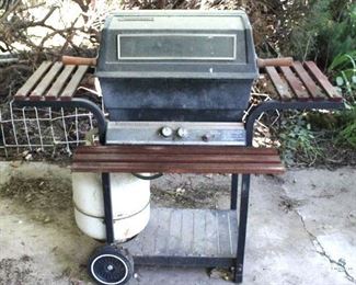 Kenmore Gas Grill with Tank