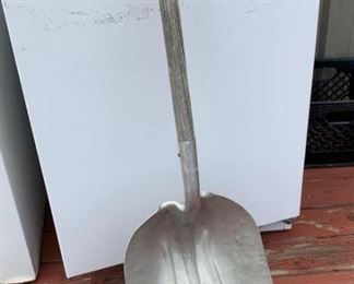 Shovel