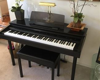 Yamaha Clavinova CVP-7-digital piano-fine working condition