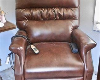 Lift Chair, Like New