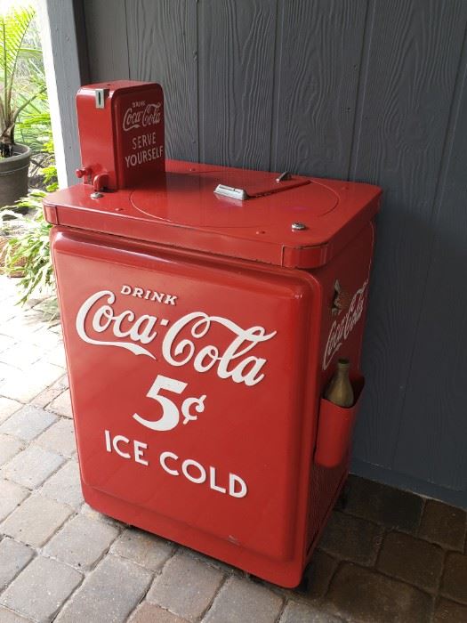 1950's 5 Cent Coca Cola Spin Top Cooler