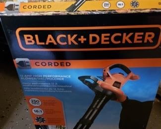 NEW Black and Decker Corded Blower and Mulcher