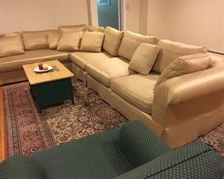 What a great sectional by Baker-it comes in 3 separate pieces and they measure, from lounge to the right,
45.5” wide by 90” long
33” wide by 44” deep
79” wide by 44” deep
