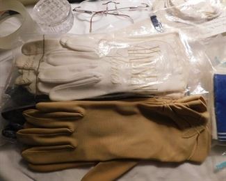 Vintage Ladies Gloves