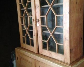 This late 18th Century pine bookcase provides great display and storage areas.