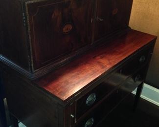 Lady's writing desk of American satin wood with mahogany inlay