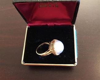 14kt gold Mabe pearl 