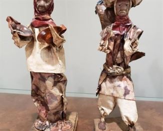 Figurines