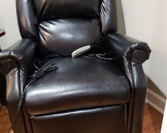 Recliner / Lift Chair