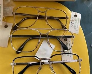 more frames