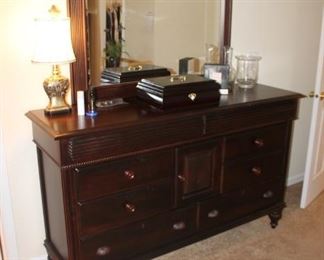 Walter E. Smithe dresser and mirror