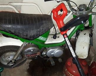 Yamaha Scooter or Small Motor Cycle