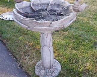 Cement Bird Bath with Birds