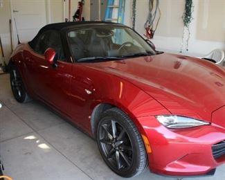 2016 Mazda Miata MX5 17,557 miles