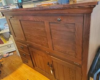 Nichols & Stone Convertible Desk