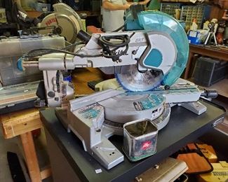 Makita Table Saw
