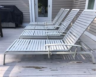 Set of 4 Loungers