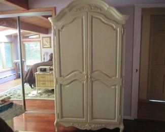 Stanley, French Country