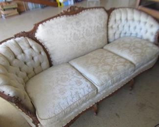 Tufted Victorian full size sofa