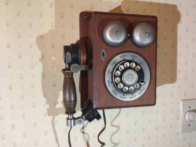 Vintage style phone