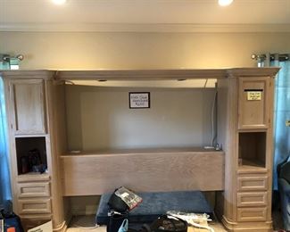 Master King size bedroom suite.