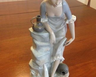 Beautiful Lladro NAO "Girl with Water Jugs" porcelain figurine from Spain. Excellent condition! No chips.