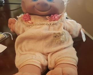 Original Trolls Dol