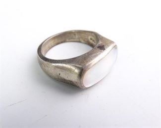 Small, Vintage Sterling Mother of Pearl Ring