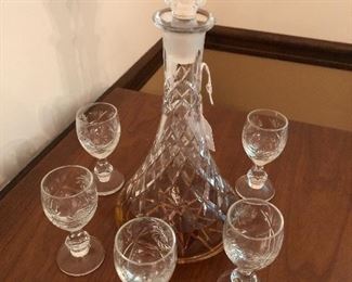 Crystal decanter and six glasses