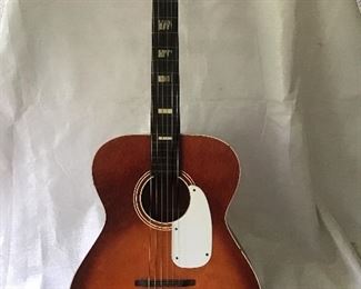 Silvertone Guitar, 60 years old, very well cared for!