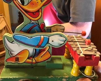 Vintage 1946 Fisher Price Donald Duck Xylophone