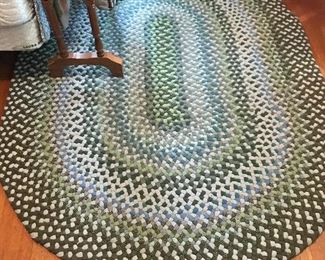 Handmade rag rug with silk thread in excellent condition