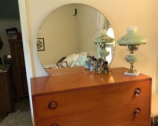 Kroehler dresser