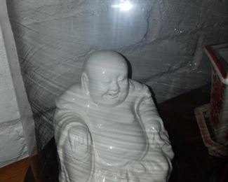 Chinese porcelain figure 