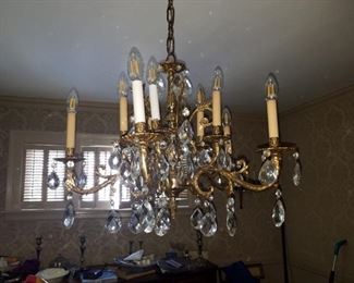 Fine chandelier 