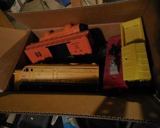 Lionel train set with track, etc.