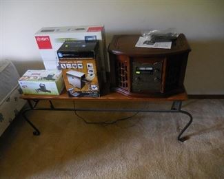 Foot-of-bed bench; misc. items