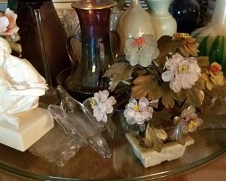 GLASS TABLE. GLASS FLOWERS.