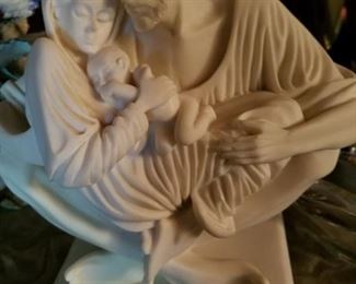 FAMILY STATUE